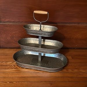 3-Tier Oblong Galvanized Stand